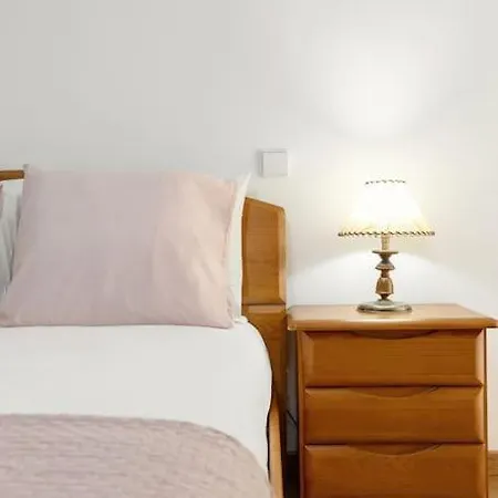 別荘 Casa Grutas - Spacious With Private Parking Salir de Porto