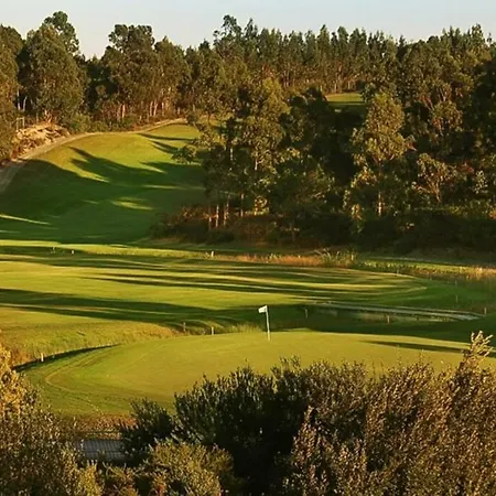 Casa Grutas - Spacious With Private Parking 別荘 Salir de Porto